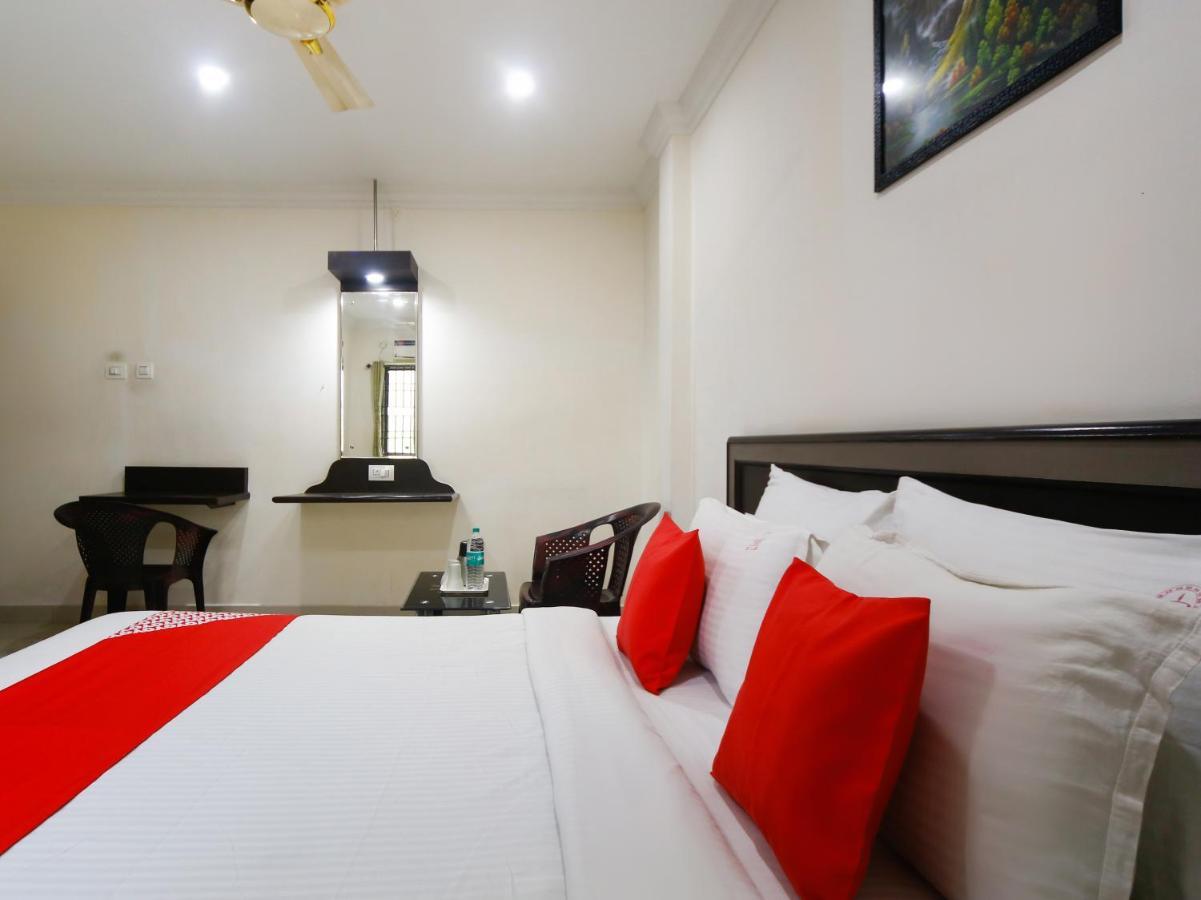 Madrasi Airport Hotel - Saibala Chennai Luaran gambar