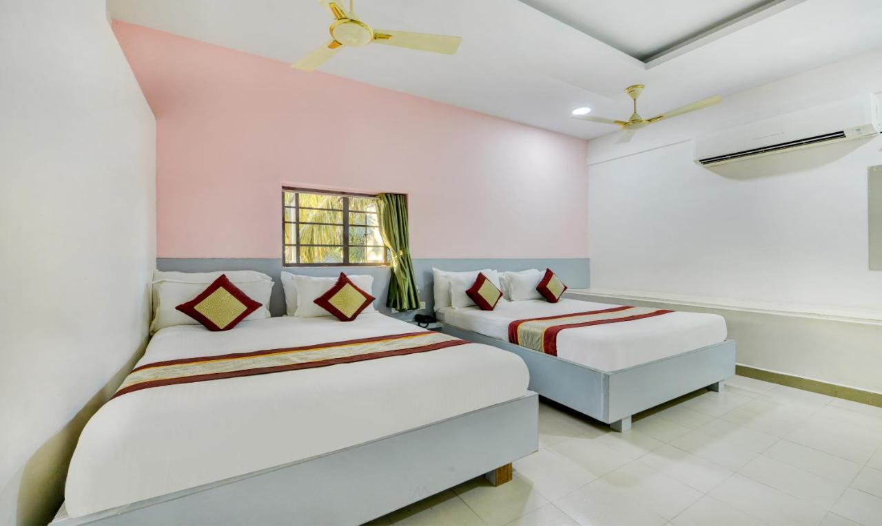 Madrasi Airport Hotel - Saibala Chennai Luaran gambar