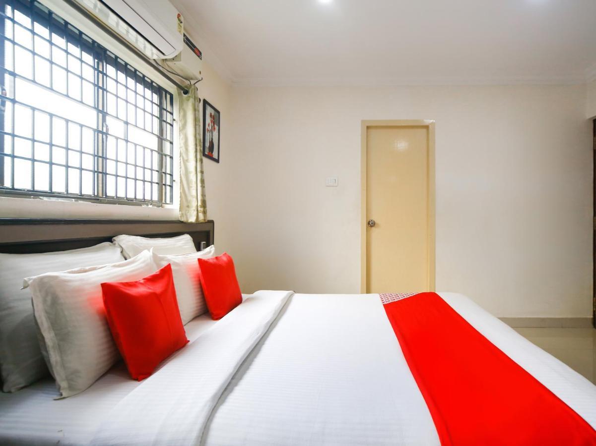 Madrasi Airport Hotel - Saibala Chennai Luaran gambar