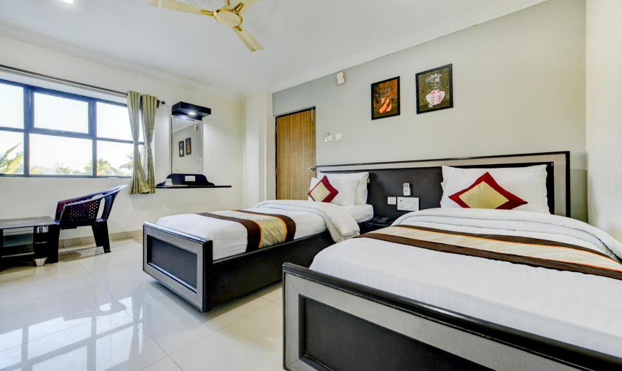 Madrasi Airport Hotel - Saibala Chennai Luaran gambar